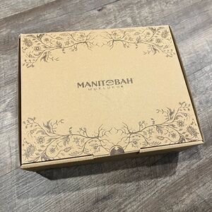 Manitobah Mukluks Women’s Ankle Boots & Booties - Natural/Tan